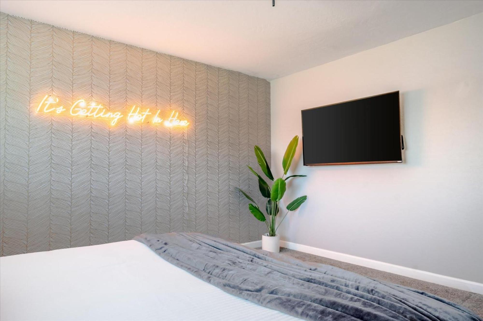 1 Mile To Old Town Pool Outdoor Tv * Scottsdale