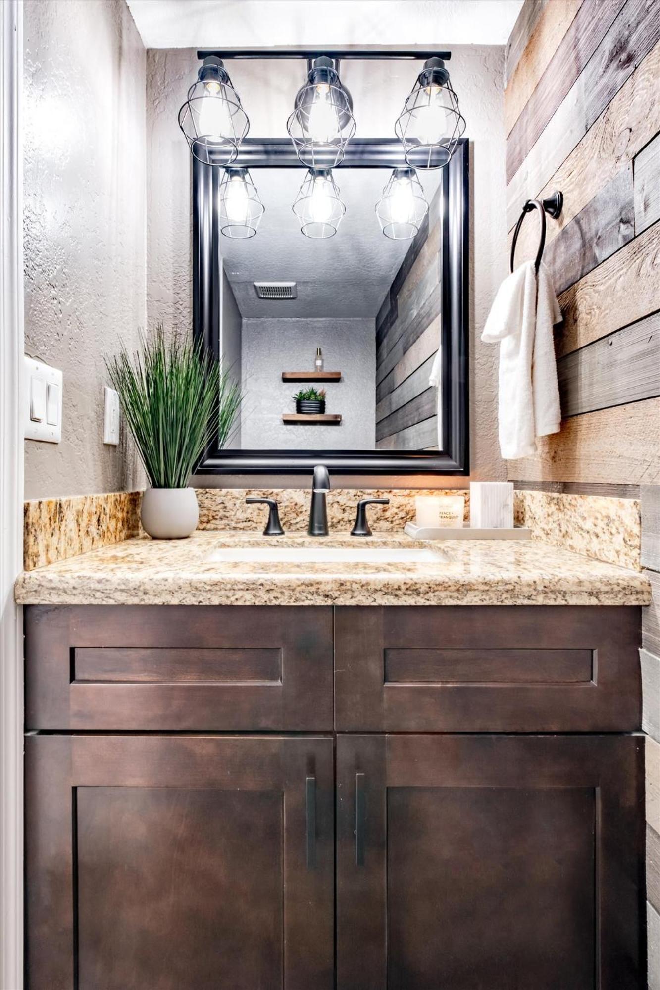 1 Mile To Old Town Pool Outdoor Tv * Scottsdale